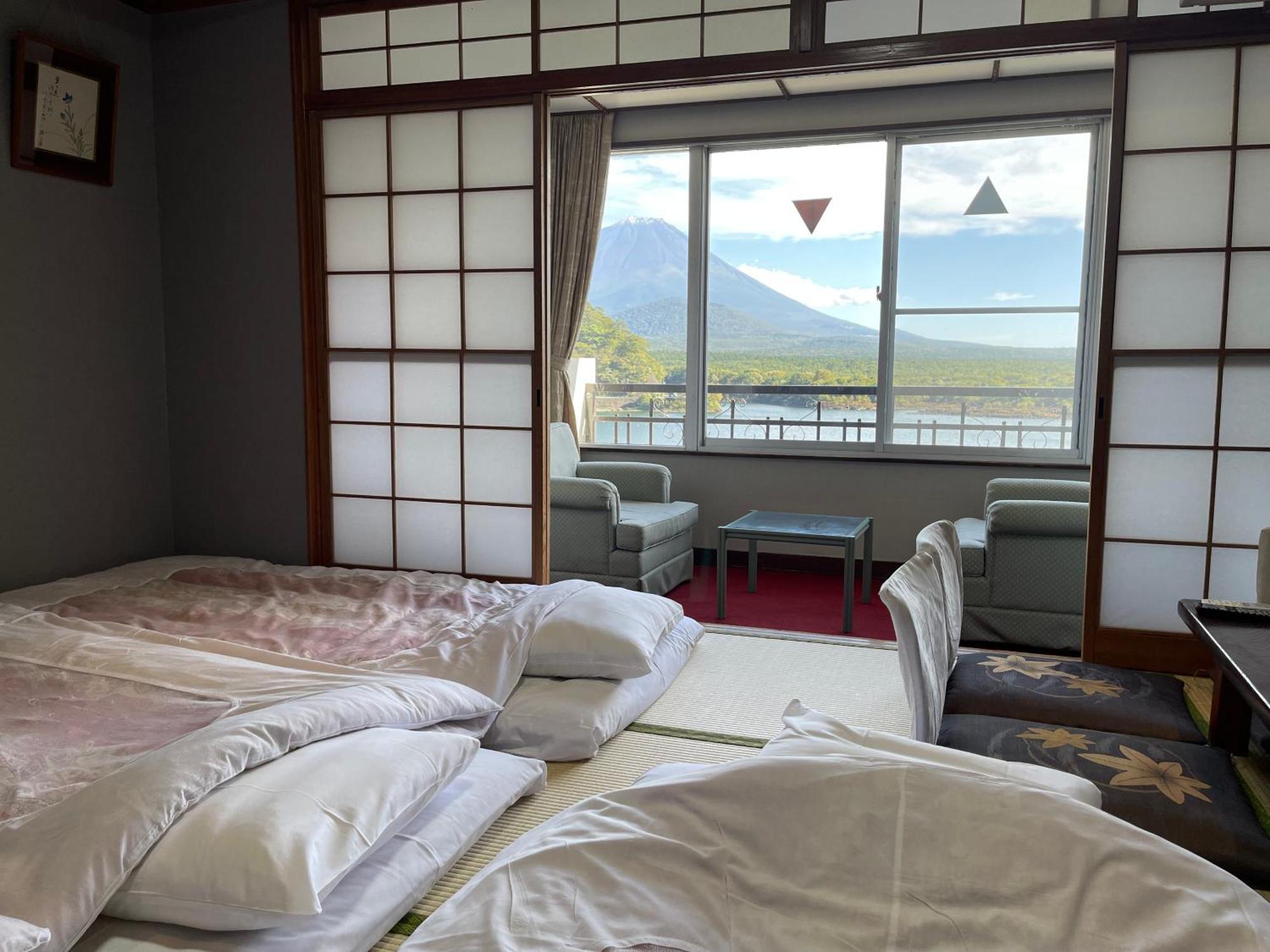Shoji Lake Hotel Fujikawaguchiko Exteriör bild